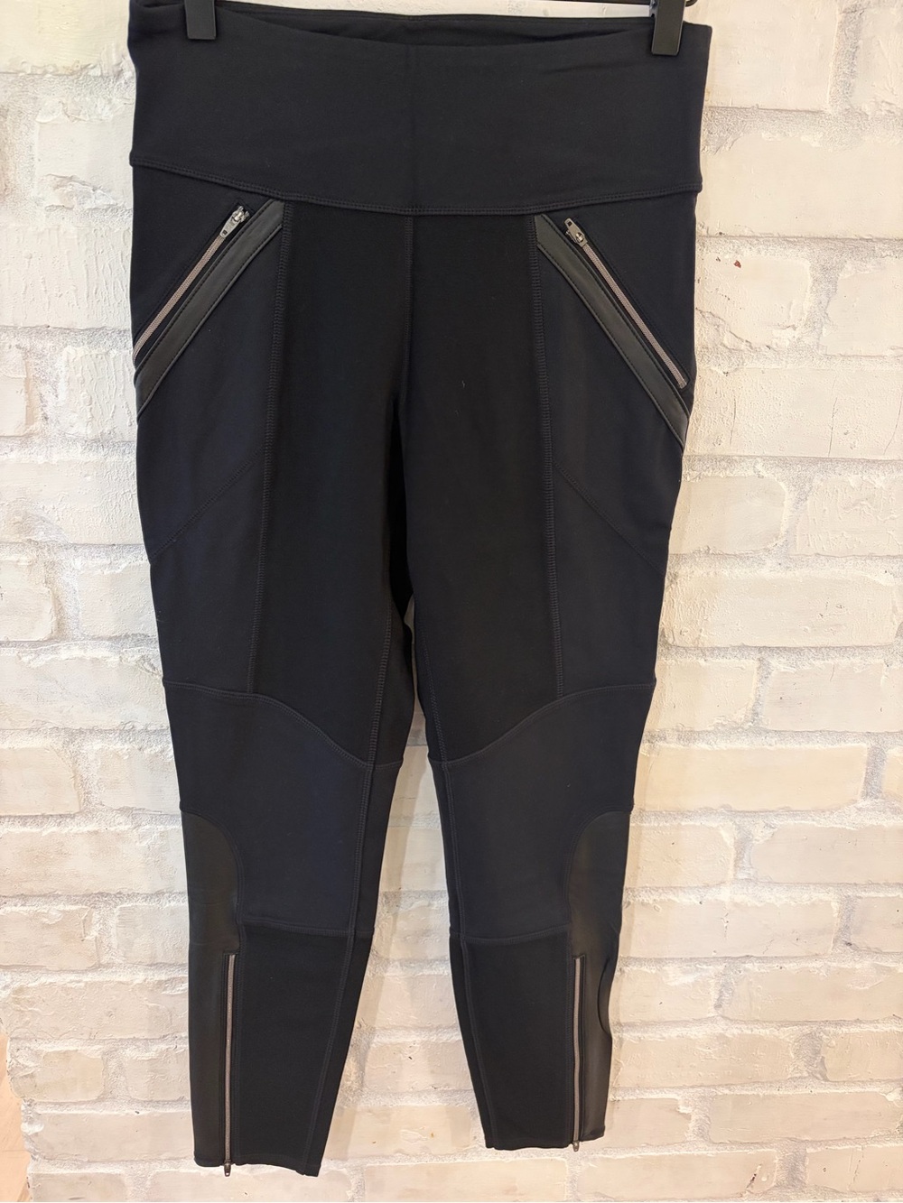 Athleta Luxe Ponte leggings